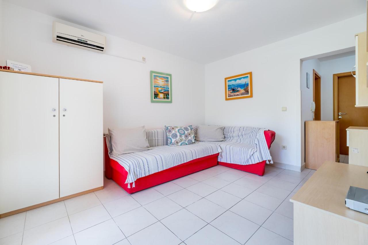 Apartments Melania & Antonia Baška Exteriér fotografie