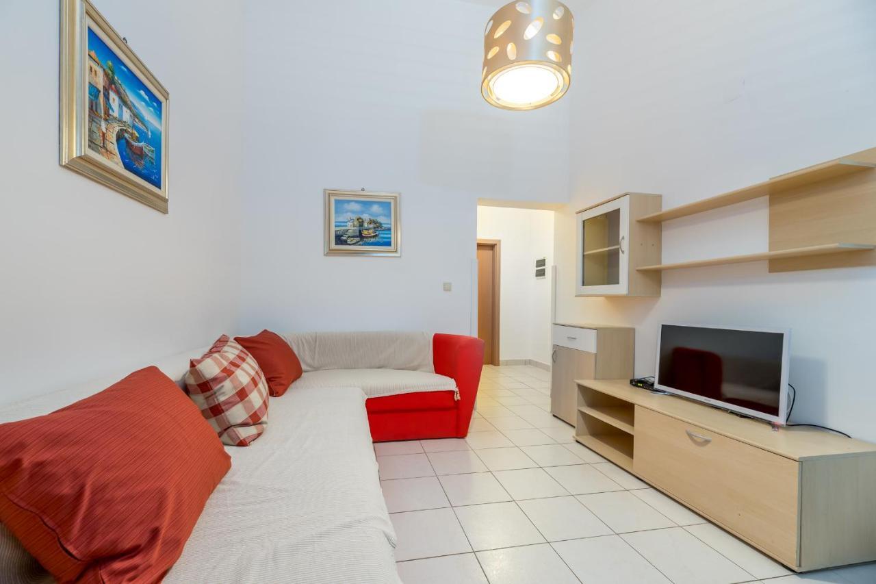 Apartments Melania & Antonia Baška Exteriér fotografie