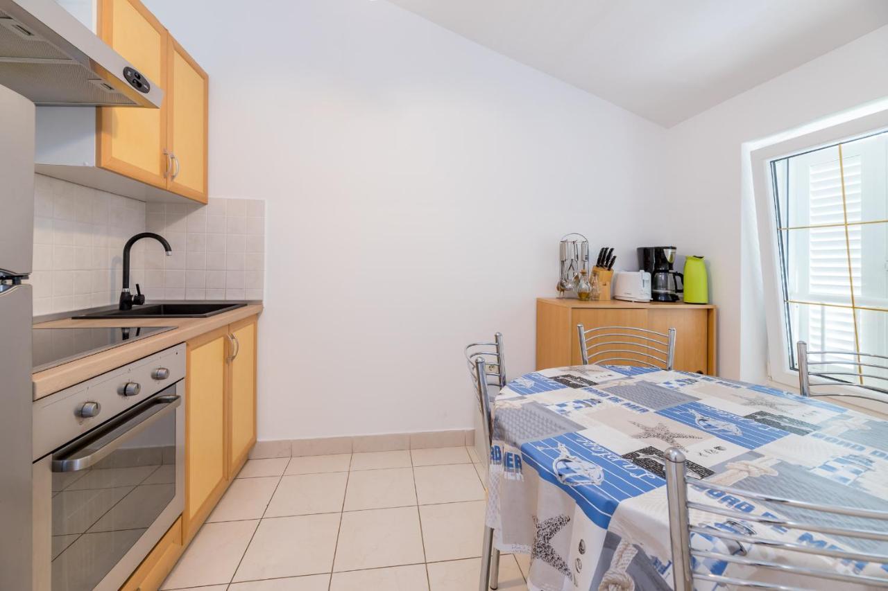 Apartments Melania & Antonia Baška Exteriér fotografie