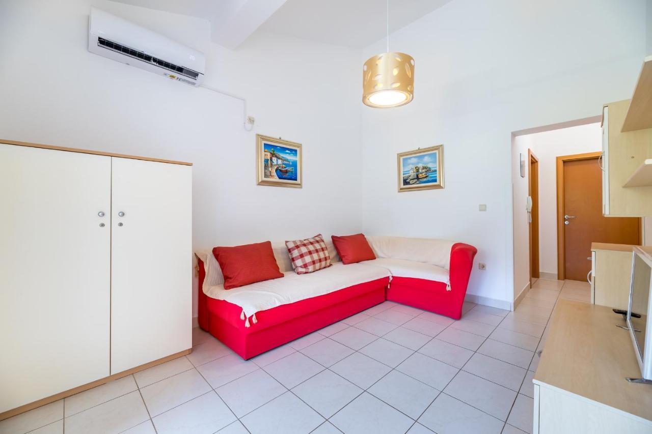 Apartments Melania & Antonia Baška Exteriér fotografie